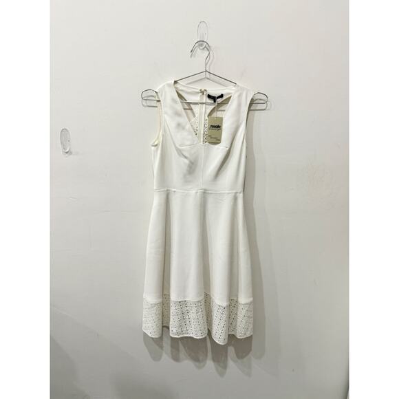 Rachel Roy Sleeveless Eyelet Insert Fit & Flare Mini Dress White Women's Size 2 - Picture 2 of 5